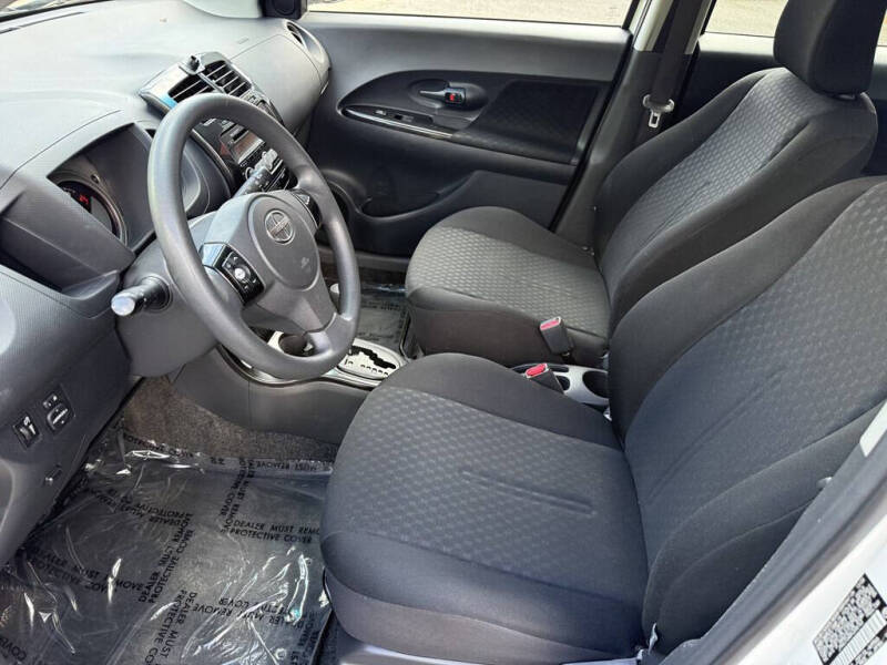2009 Scion xD