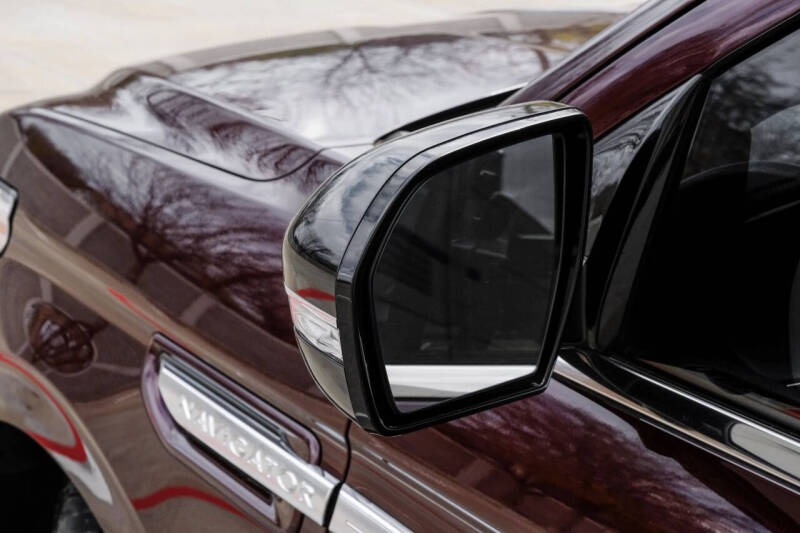 2019 Lincoln Navigator Select