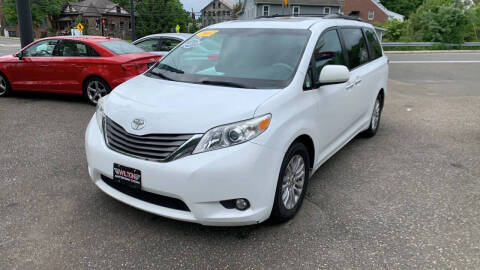 2012 Toyota Sienna