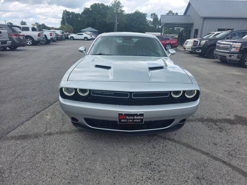2019 Dodge Challenger SXT