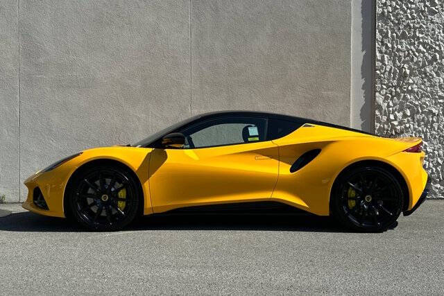 2025 Lotus Emira V6 Base