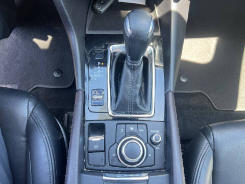 2018 Mazda MAZDA3 Touring