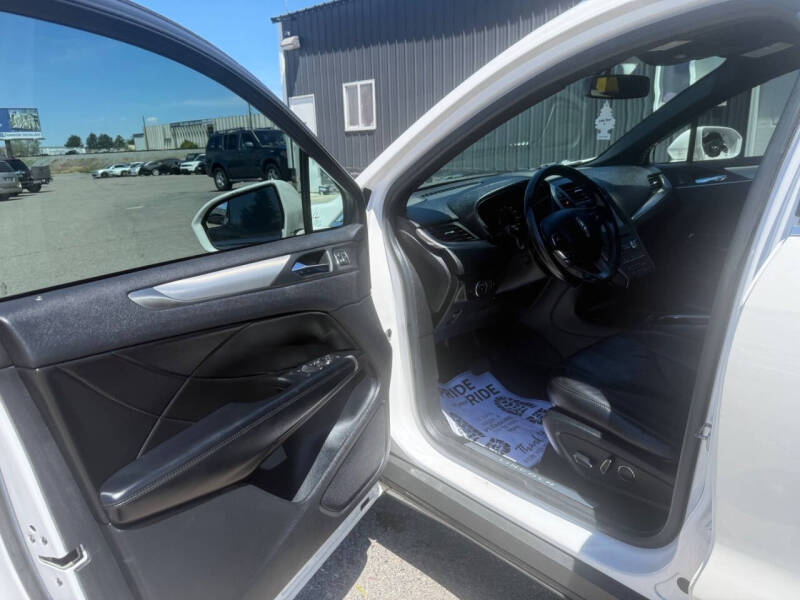 2017 Lincoln MKC Select