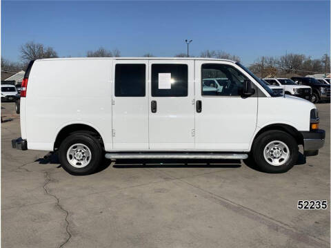 2023 Chevrolet Express 2500