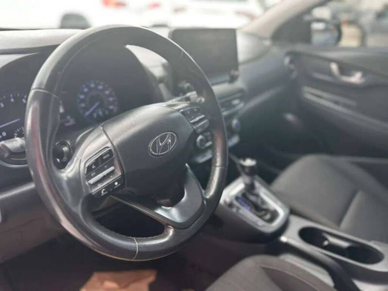 2023 Hyundai Kona SEL