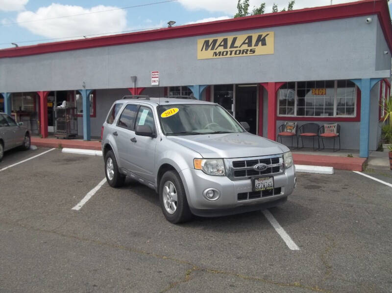 2011 Ford Escape null photo 4