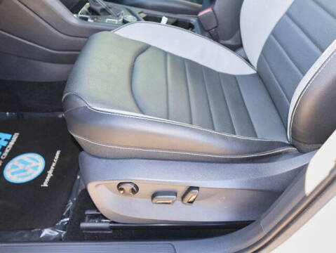 2023 Volkswagen Taos SEL 4Motion