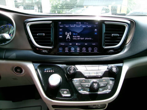 2018 Chrysler Pacifica Touring L