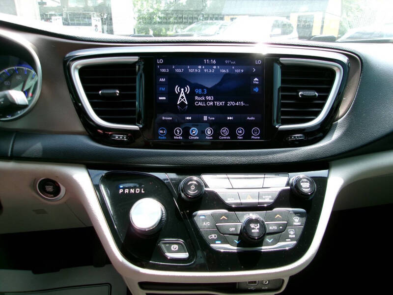 2018 Chrysler Pacifica Touring L