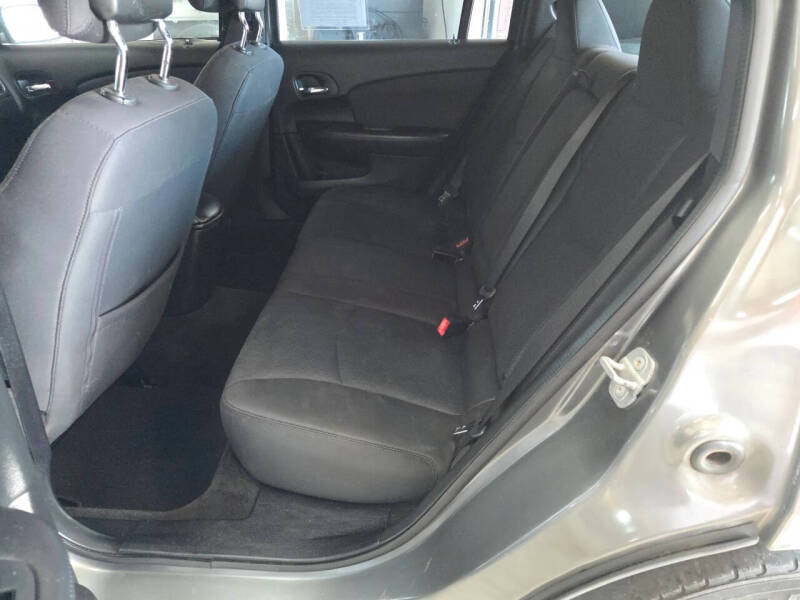 2013 Chrysler 200 LX