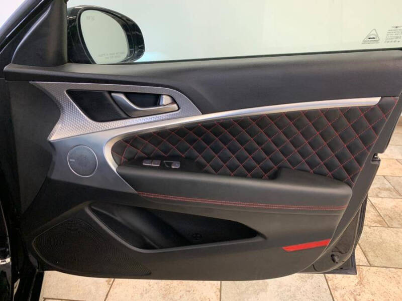 2022 Genesis G70