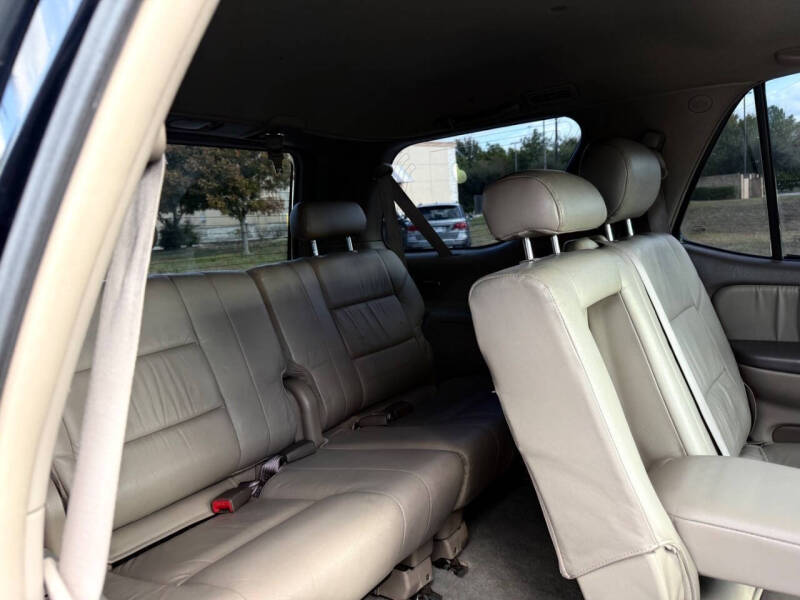 2005 Toyota Sequoia Limited