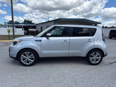 2015 Kia Soul +