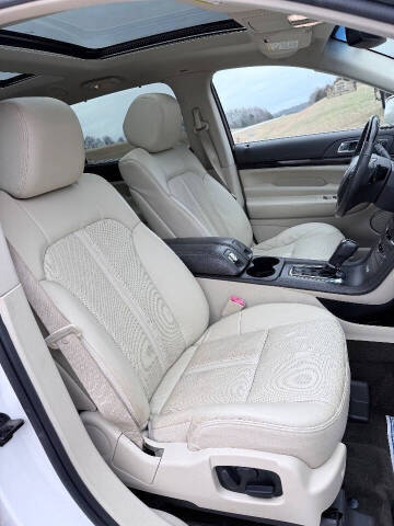 2014 Lincoln MKT Ecoboost