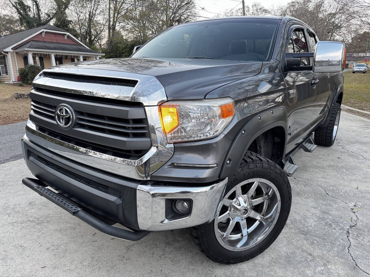 2015 Toyota Tundra SR5 4x2 4dr Double Cab Pickup SB (5.7L V8)'s photo