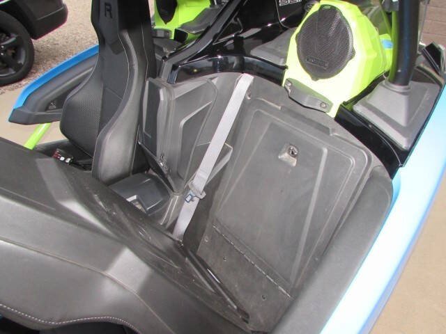 2023 Polaris Slingshot