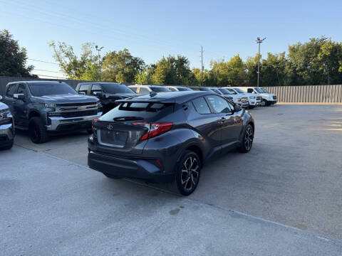 2021 Toyota C-HR XLE