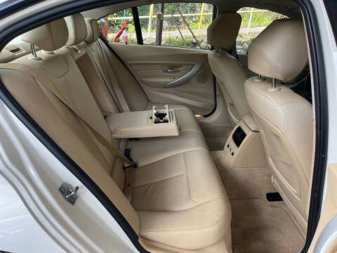 2013 BMW 3 Series 328i xDrive