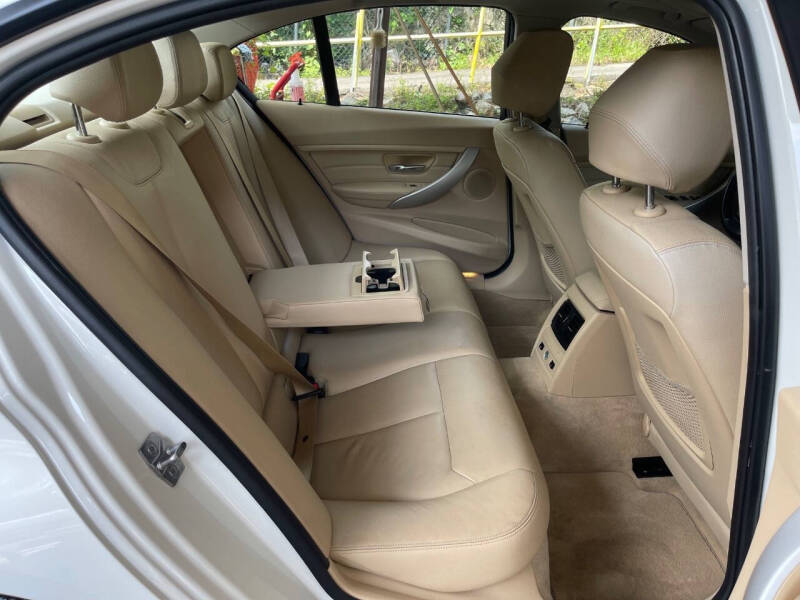 2013 BMW 3 Series 328i xDrive