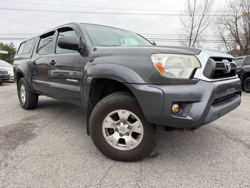 2015 Toyota Tacoma Base's photo