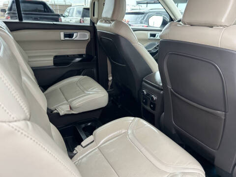 2020 Ford Explorer Platinum