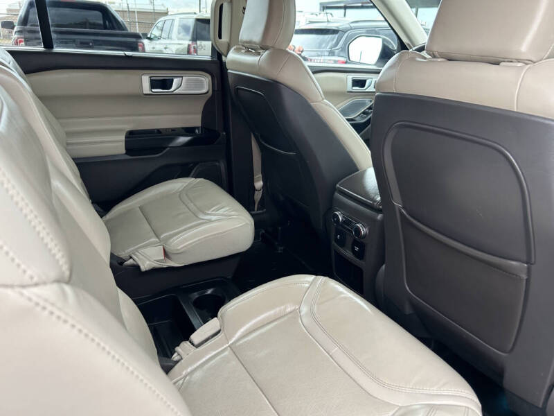 2020 Ford Explorer Platinum