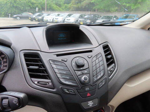 2014 Ford Fiesta SE