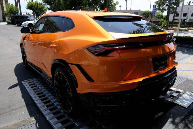 2024 Lamborghini Urus S