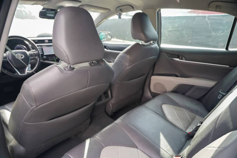 2020 Toyota Camry LE