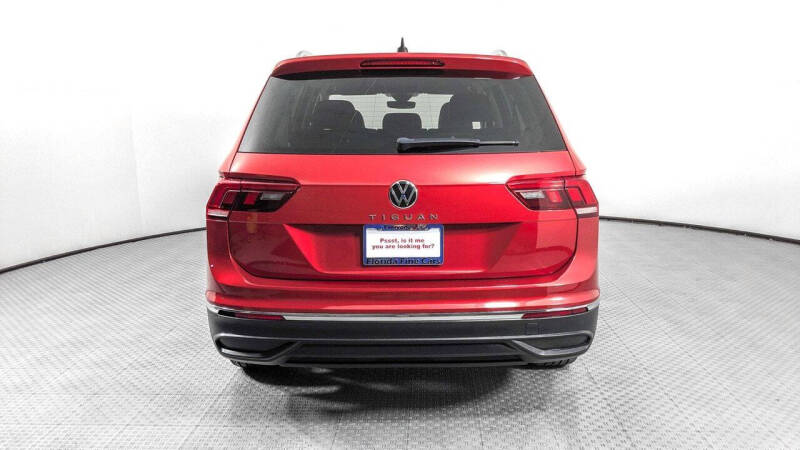 2022 Volkswagen Tiguan SE