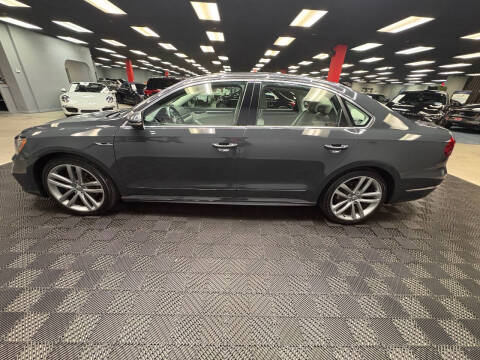 2017 Volkswagen Passat 1.8T R-Line