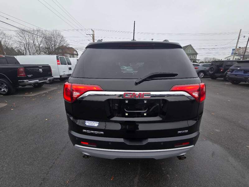 2017 GMC Acadia SLE-2