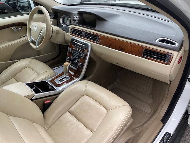 2012 Volvo XC70 3.2