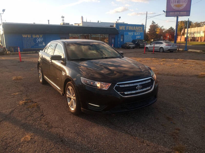 2013 Ford Taurus SEL photo 3