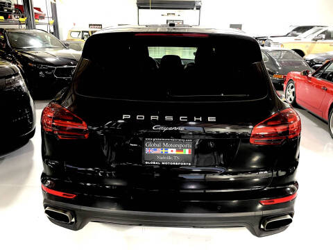 2018 Porsche Cayenne Platinum Edition