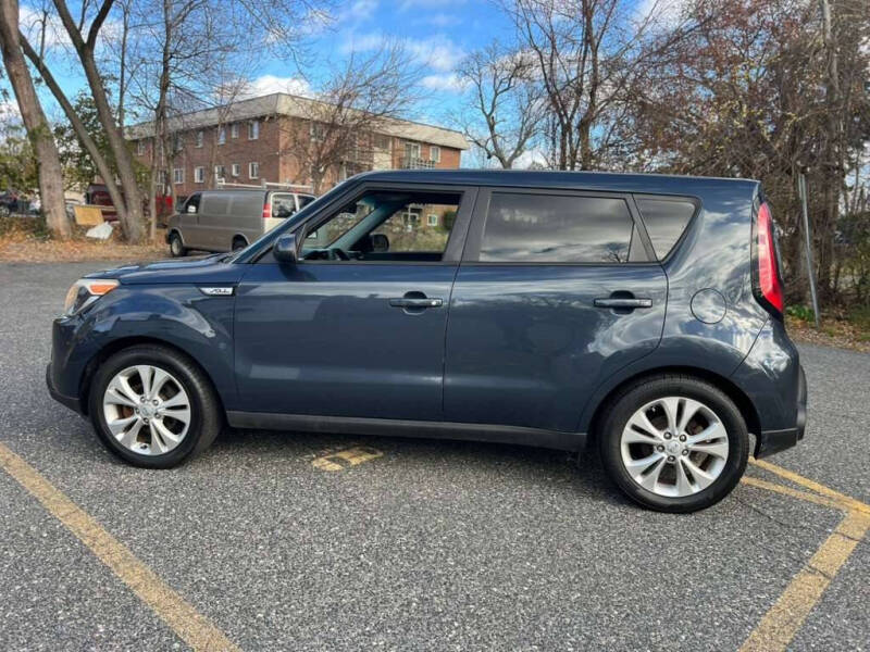 2015 Kia Soul +