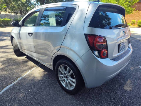 2016 Chevrolet Sonic LT Auto