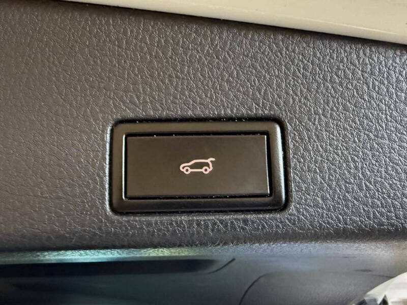 2014 Volkswagen Touareg TDI R-Line