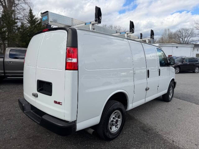 2022 GMC Savana 2500
