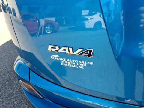 2018 Toyota RAV4 SE
