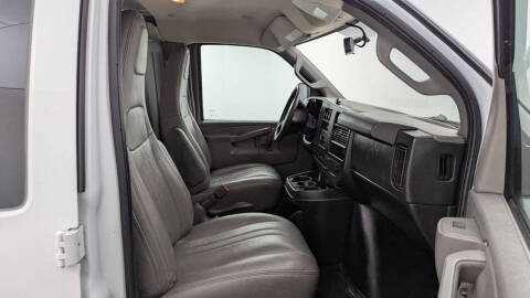 2021 GMC Savana 2500