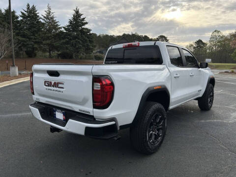 2025 GMC Canyon Elevation