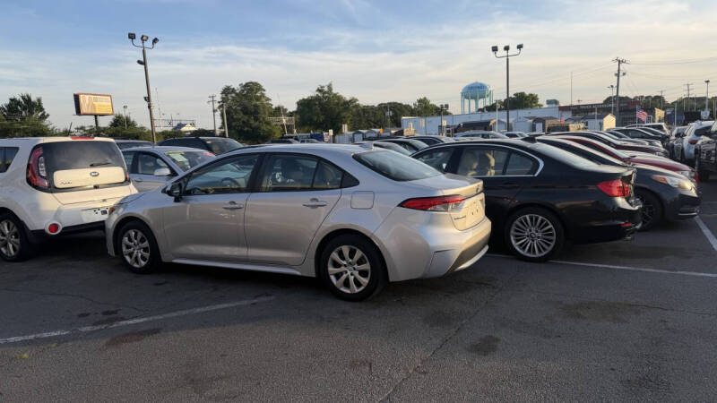 2020 Toyota Corolla LE