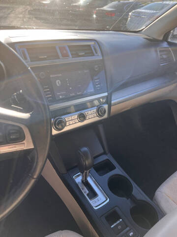 2017 Subaru Outback 2.5i Premium