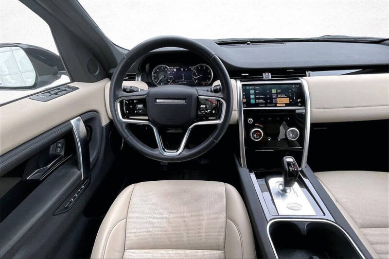 2023 Land Rover Discovery Sport P250 SE