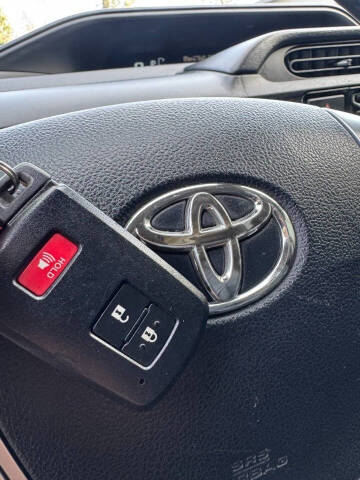 2016 Toyota Prius c Four