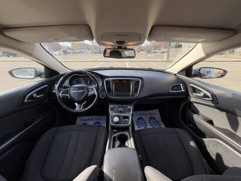 2015 Chrysler 200 Limited