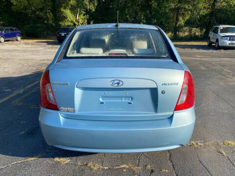 2010 Hyundai Accent GLS