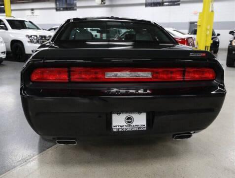 2009 Dodge Challenger SRT8