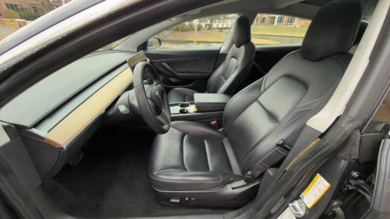 2020 Tesla Model 3 Standard Range Plus